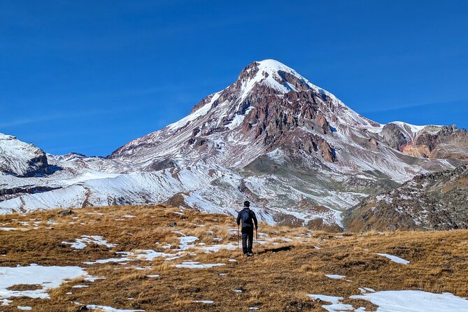 3-Day Hiking Group Tour in Kazbegi - The Night in Kazbegi Guesthouse: Comfort That Matters After Long Steps