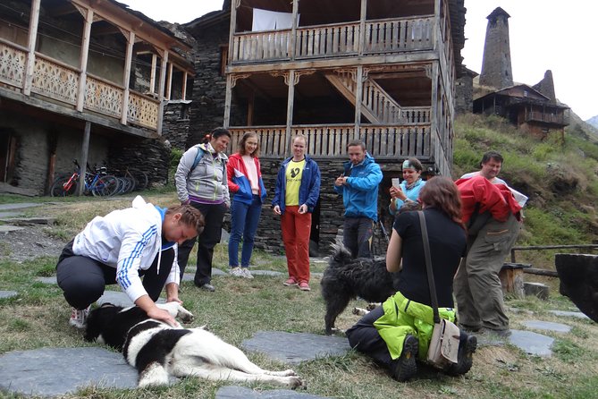 7-day hiking expedition to Tusheti through the Atsunta pass - Down along the Pirikiti Alazani river: 20 km to Girevi and the stone-city detour