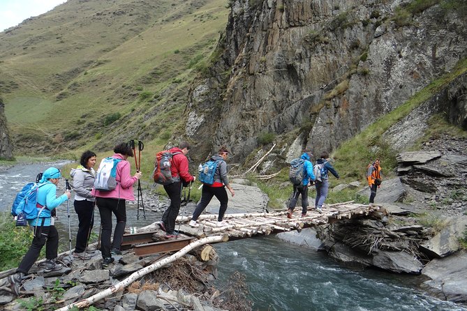 7-day hiking expedition to Tusheti through the Atsunta pass - Getting started in Shatili: Bear Cross pass picnic and a medieval evening