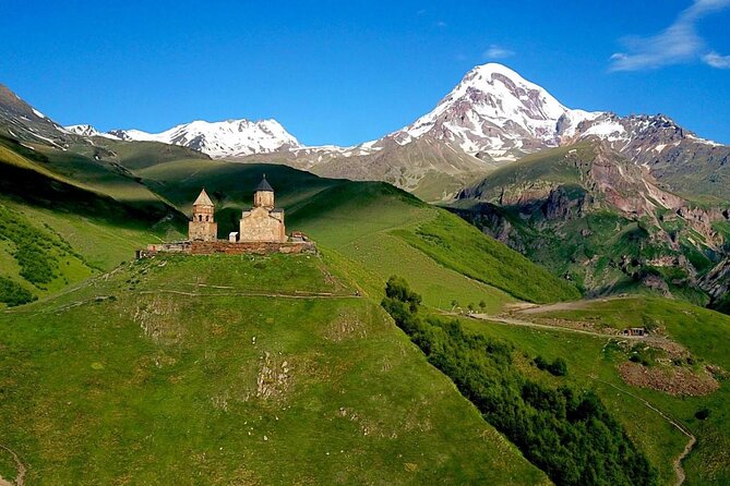 8-Day All About Georgia Tbilisi Guided Tour with Accommodation - A small group that makes Georgia feel manageable