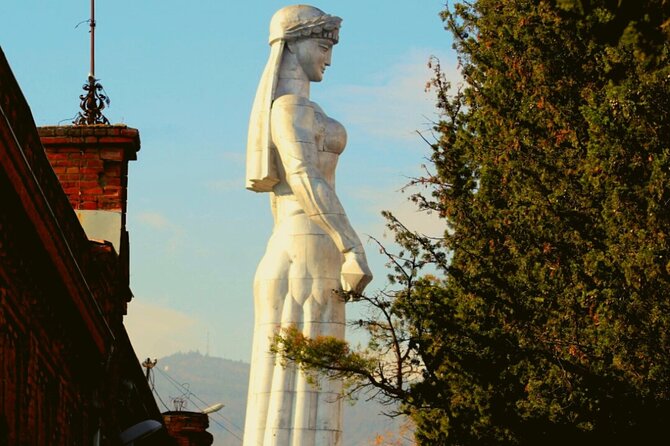 Best of Tbilisi: Private Walking Tour with Local Guide - Night Walking in Tbilisi: why it works so well