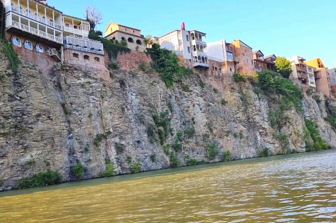 Best of Tbilisi: Private Walking Tour with Local Guide - How the private guide makes the tour feel personal