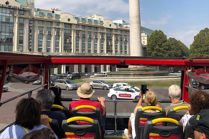 City tour Tbilisi on red bus - Dry Bridge Market, Meidan Bazaar, and Metekhi Cathedral: Quick Passes You Can Turn Into Plans