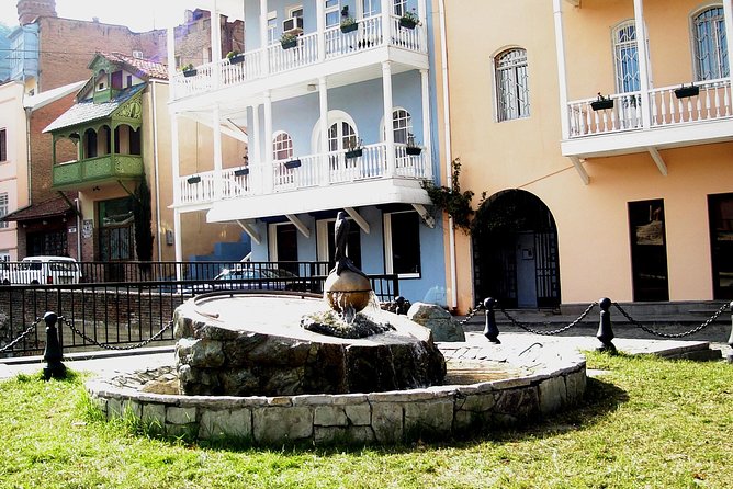 Classic Tbilisi Walking Tour - Abanotubani and the sulfur-bathhouse district finish