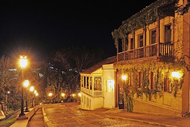 Classic Tbilisi Walking Tour - Sololaki streets and Soviet-era context you can actually use