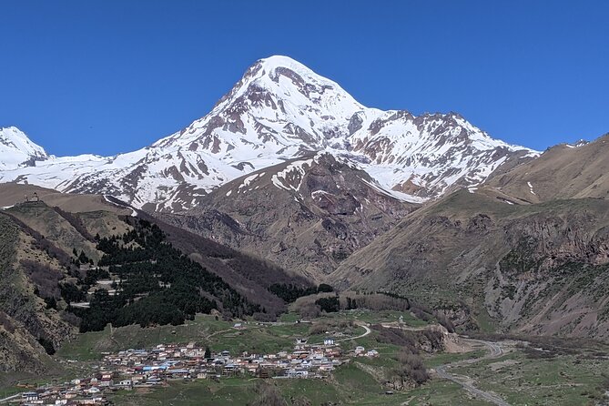 Day Tour Tbilisi – Ananuri – Kazbegi – Tbilisi - Timing, pacing, and what to bring for an 8–10 hour day