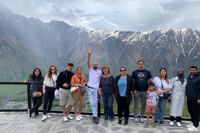 Day tour to mountains Jinvali lake, Ananuri, Kazbegi, Arch friendship - Ananuri Fortress: medieval walls by the Aragvi River