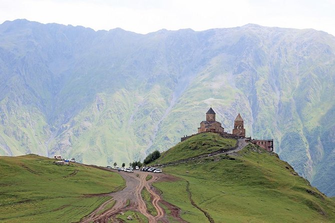 Day trip in Kazbegi - Cross Pass and the People’s Friendship Viewpoint in Gudauri