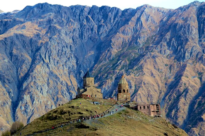 Day Trip to Gudauri and Kazbegi Including 4WD - Gudauri honey tasting: a small stop with local flavor