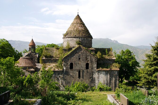 Discover Armenia: Tbilisi-Haghpat-Dilijan-Sevan-Yerevan-Tbilisi - The Cascade and Republic Square: Modern Yerevan Highlights