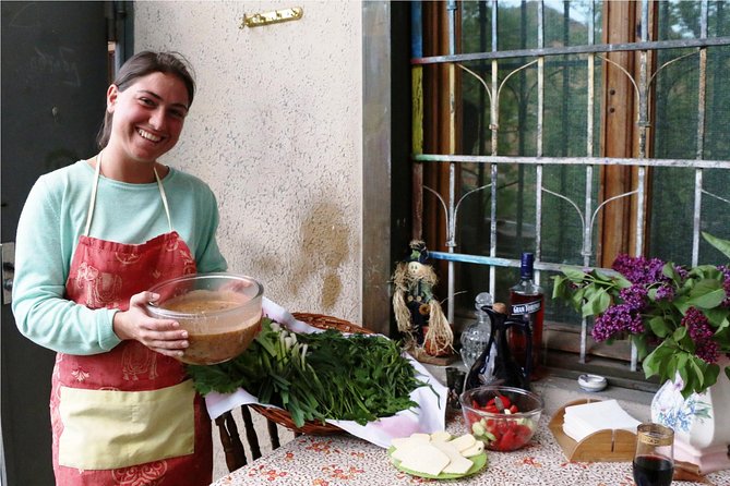 Enjoy a Traditional Georgian Cooking Class and Meal with a Local in Tbilisi - Why Teo’s kitchen in Tbilisi feels more like a dinner invite than a class