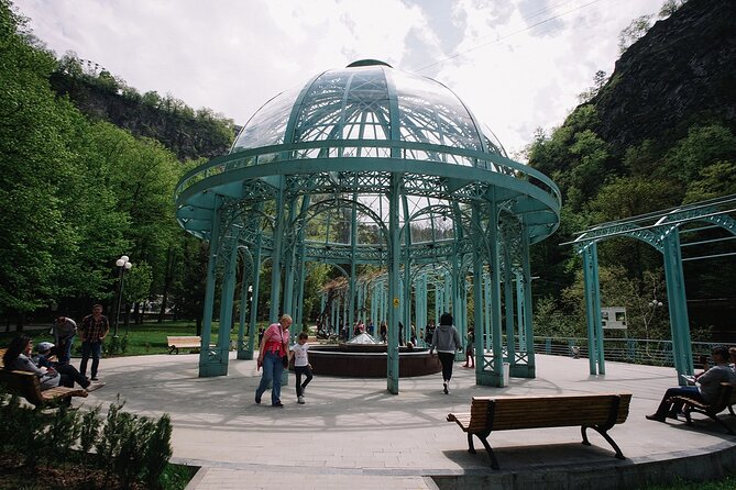 From Tbilisi: Vardzia, Rabati Castle & Borjomi Tour with Guide - Tbilisi to the Countryside: A 7:00 AM Start That Pays Off