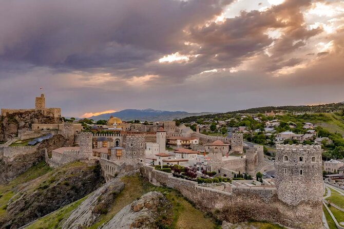 From Tbilisi: Vardzia, Rabati Castle & Borjomi Tour with Guide - The Guide Matters (and George Is a Good Example)