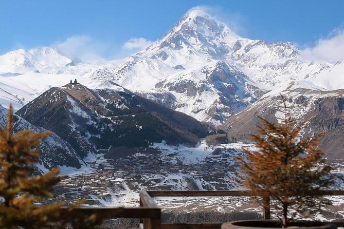 Full-Day Kazbegi Private Tour from Tbilisi - Stepantsminda: a lunch break and your Kazbegi base area