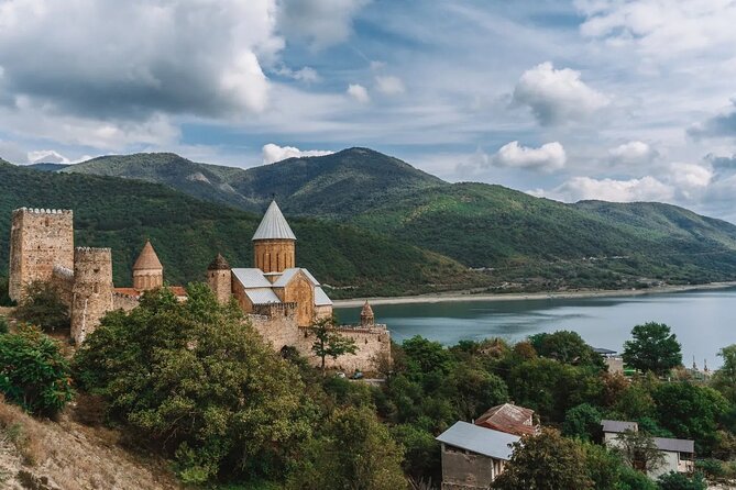 Full-day Tour in Tbilisi, Anauri, Gudauri, and Kazbegi - Ananuri Fortified Castle Ensemble: river, stone, and a fortress you can actually picture