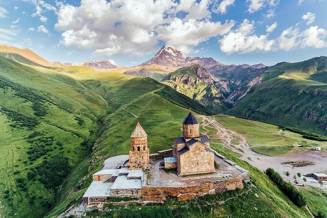 Full-day Tour in Tbilisi, Anauri, Gudauri, and Kazbegi - How your guide can change the whole feel of the day