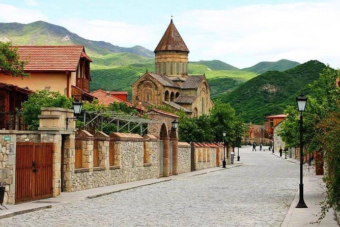 Full Day Tour of Tbilisi and Mtskheta - Jvari Monastery Views: The Confluence of Aragvi and Mtkvari