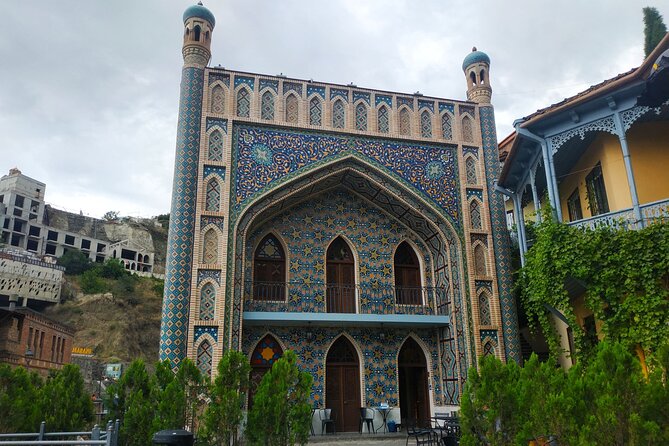 Georgia and Armenia Tour 8 Days/7 Nights - The Georgian Military Road day: views, fortresses, and Gergeti