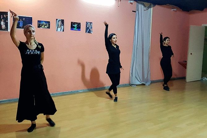 Georgian Dance Class in Tbilisi, Georgia - The second style: when the movement vocabulary changes
