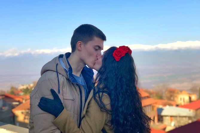 Kakheti and Sighnaghi tour with winetasting - Signagi arrival: cobblestones, restored facades, and free time