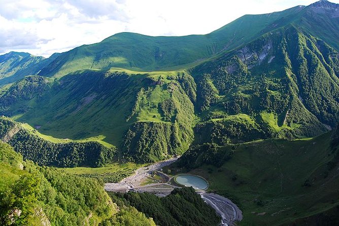 Kazbegi Adventure - Private Day Trip From Tbilisi with a Dinner + Masterclass - Private comfort from Tbilisi: pickup, car, and time pressure
