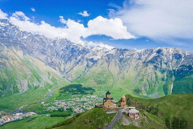 Kazbegi, Ananuri , Gudauri and Zhinvali (Group Tour) - The guides: Timur and Diana (and how the narration makes the trip)