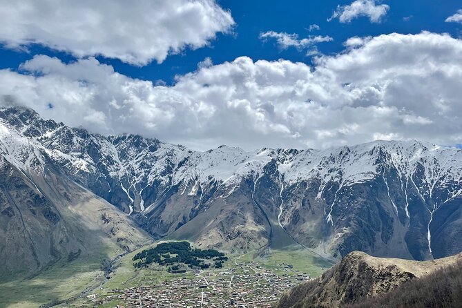Kazbegi-Ananuri-Gudauri: Epic Views & History (Group) - Why This Kazbegi–Ananuri–Gudauri Route Feels Worth Two Days
