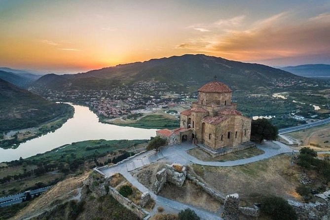 Kazbegi, Gudauri, Mtskheta & Ananuri Full Day Private Tour From Tbilisi - The scenic “breather”: Zhinvali Reservoir stop