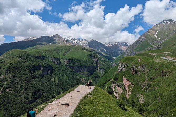 Kazbegi & Gudauri Private Full-Day Tour From Tbilisi - Zhinvali Reservoir and Ananuri: Fortified Views Before the Altitude