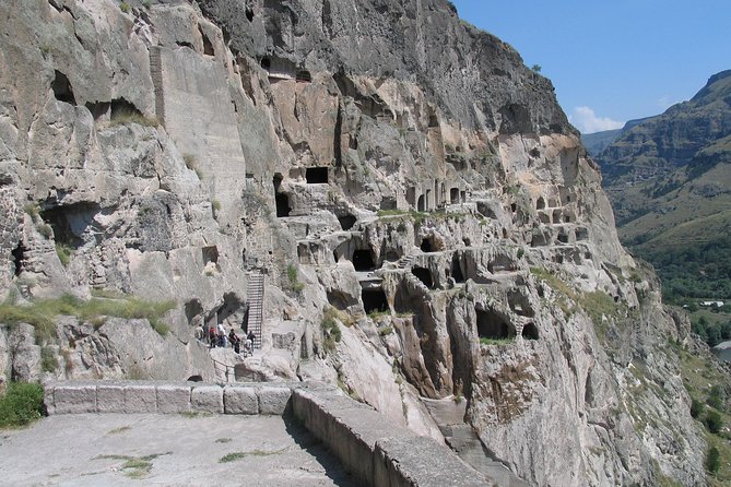 LEGENDARY PLACES OF GEORGIA: VARDZIA, BORJOMI, RABAT.( Group Tour) - What kind of traveler will enjoy this most?