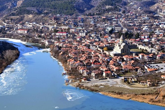 Mtskheta, Ananuri, Gudauri and Kazbegi Full Day Tour from Tbilisi - Stop 2: Jvari Monastery and the confluence viewpoint