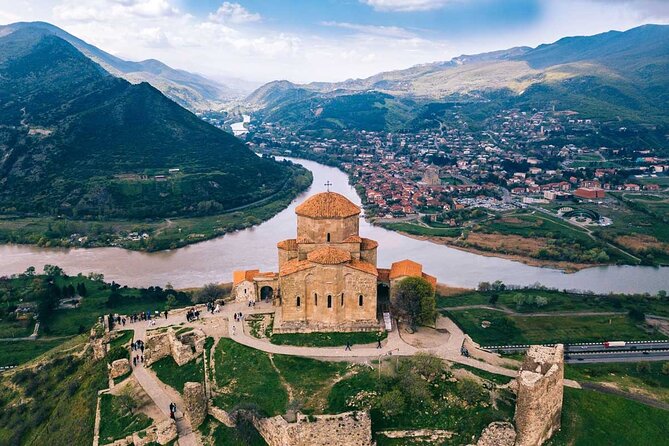 Mtskheta, Gori & Uplistsikhe Private Day Tour from Tbilisi - Timing Tips for a 7 to 9 Hour Day