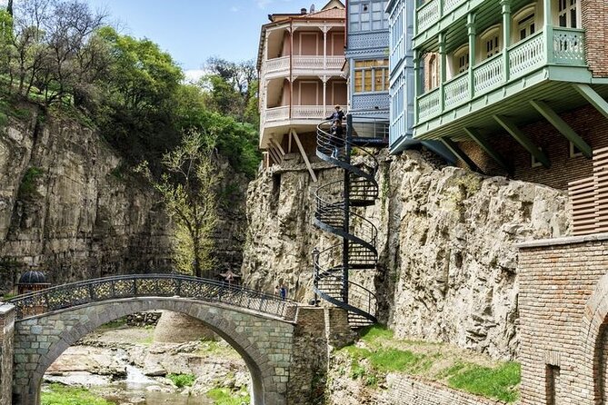 Old tbilisi walking tour & wine tasting - Sioni Cathedral and Anchiskhati Basilica: St. Nino to the Oldest Church
