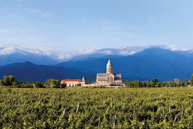 Private 4 days Food & Wine and Sightseeing tour to Kakheti, Kazbegi, Mtskheta. - Who should book this tour (and who should skip it)