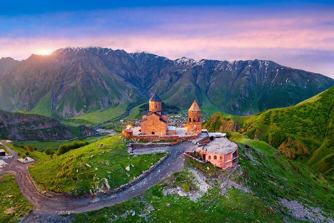 Private Day Tour to Kazbegi and Gudauri - Key highlights you’ll care about
