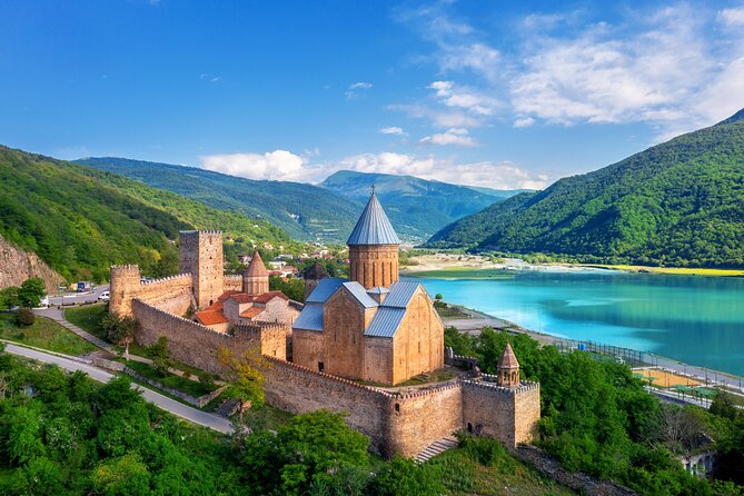 Private Day Tour to Kazbegi and Gudauri - Tbilisi pickup and the start of the Georgian Military Highway drive