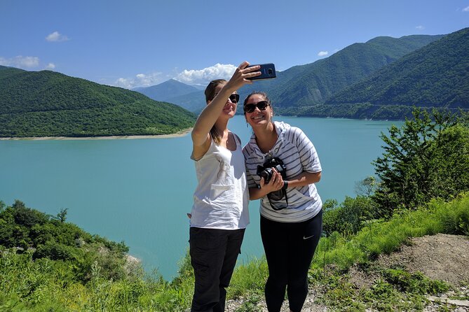 Private Kazbegi Tour: Gergeti, Ananuri & Scenic Views - Zhinvali Water Reservoir: a blue lake with a story