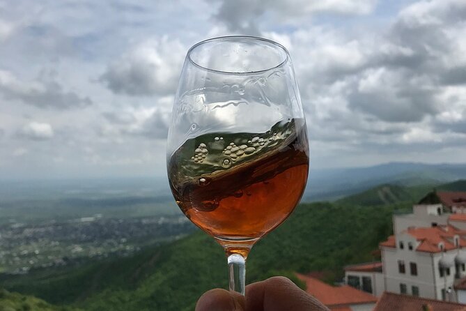 Private Wine Tour In Kakheti Region with 7 Wines and Lunch - Why Kakheti Tastes Better When It’s Tied to Kvevri