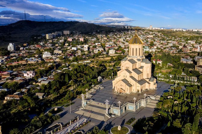 Tbilisi & Mtskheta city tour - Svetitskhoveli Cathedral: the hour where relics matter