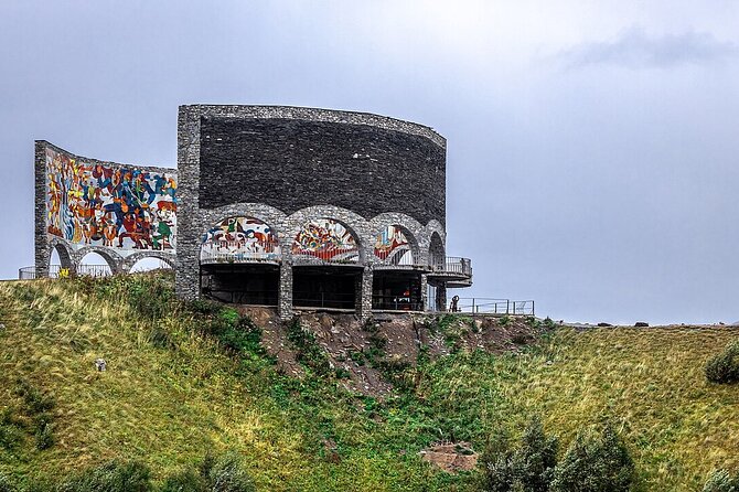 Tbilisi to Kazbegi, Gudauri, and Ananuri Day Tour - Pasanauri and Zemo Mleta: Where Lunch Decisions Can Change Your Budget