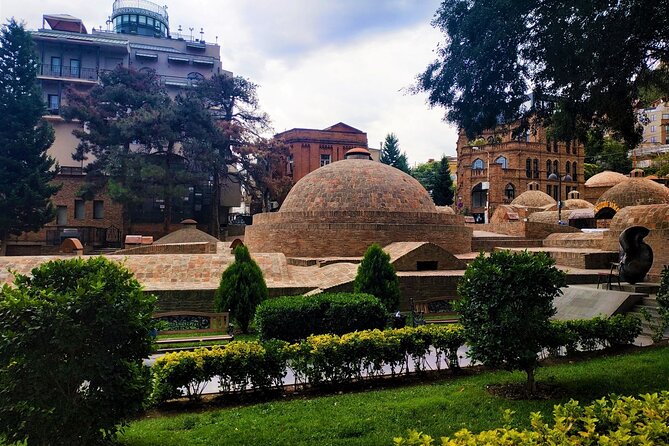 Tbilisi Walking Tour with Cable Car, Wine Tasting & Bread Bite - Cable car to Mother of Kartli: views, sculpture symbolism, and a quick reset