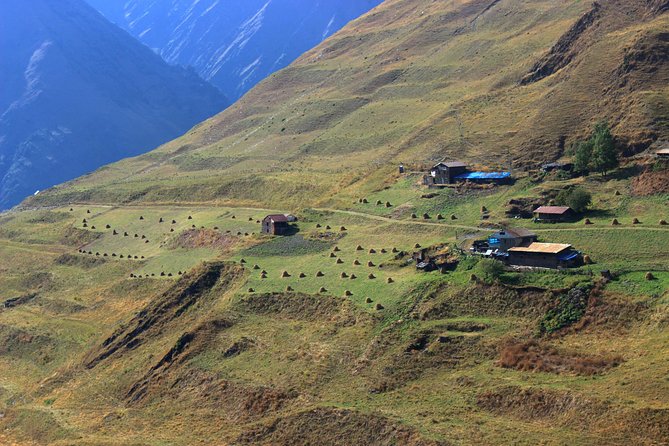 Trekking Tour from Tusheti to Khevsureti via Atsunta Pass - Into Khevsureti: Mutso’s Fortress Complex and Shatili’s Tower Town