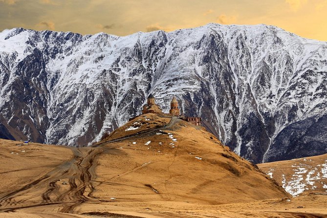 Virtual tour to Georgia - Katskhi Pillar Plus the Canyons and Kinchkha Waterfall
