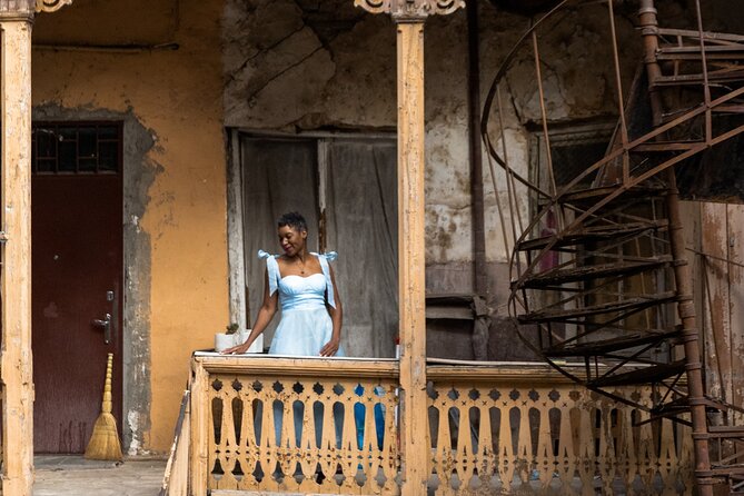Your unique photo session in Tblisi, Georgia - Dresses, makeup, and the styling that turns streets into sets
